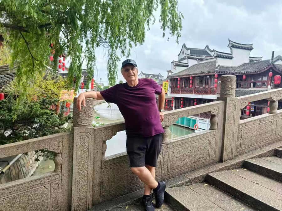 Shanghai Must-See and Foodie Test Bike Tour( Day & Night) - Key highlights at a glance