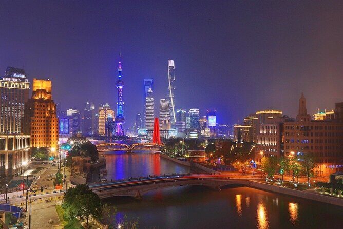 Shanghai Night River Cruise and Light Tour with Yuyuan Bazaar - Boarding Style and Photo Tips That Actually Help
