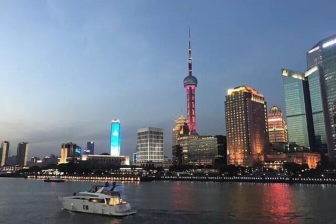 Shanghai Private Night Tour with Huangpu River Cruise, the Bund and Xintiandi - Huangpu River Cruise: The Best View from the Water
