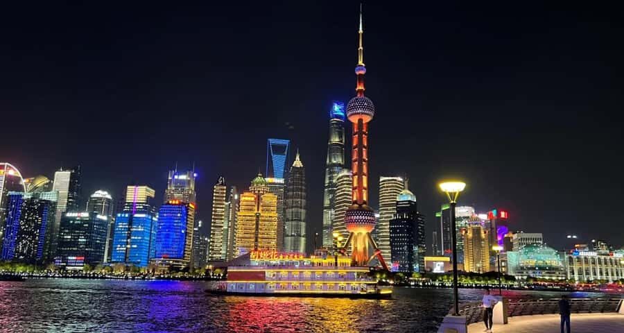Shanghai: Private Tour with Hotel Pickup and Drop-off - Door-to-door Shanghai at night: how this private format helps
