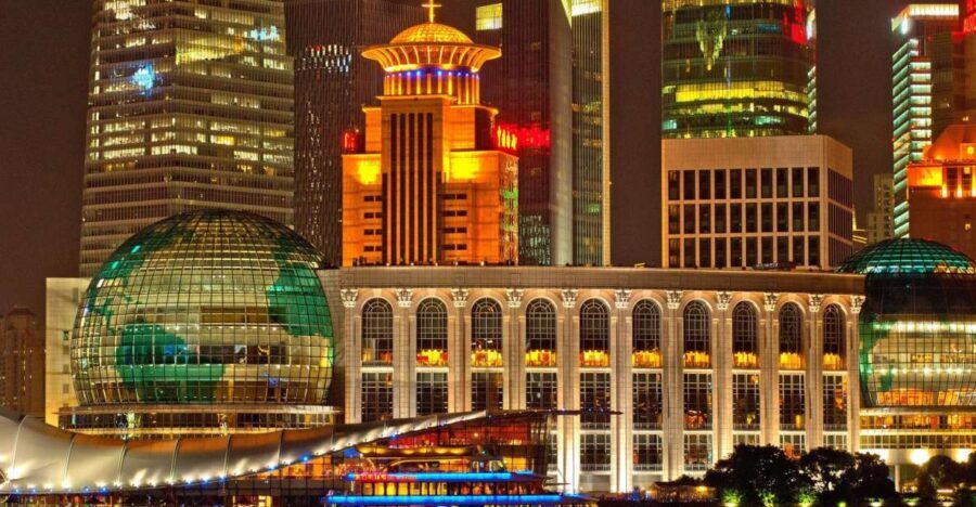 Shanghai: Private Walking Tour with a Local - Bund + Yu Garden orientation: the “get your bearings fast” combo