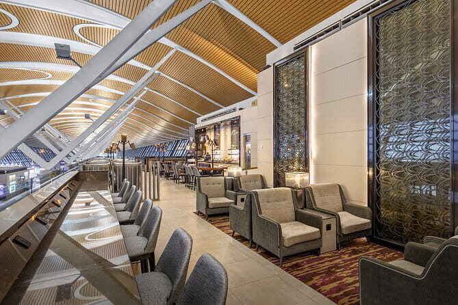 Shanghai Pudong International Airport No.77 China Eastern Lounge at Terminal 2 - Where No.77 Plaza Premium Lounge Fits at Pudong