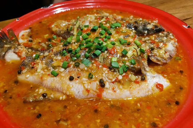 Shanghai Spicy Food Tour - Who the guides are, and what kind of help you’ll get