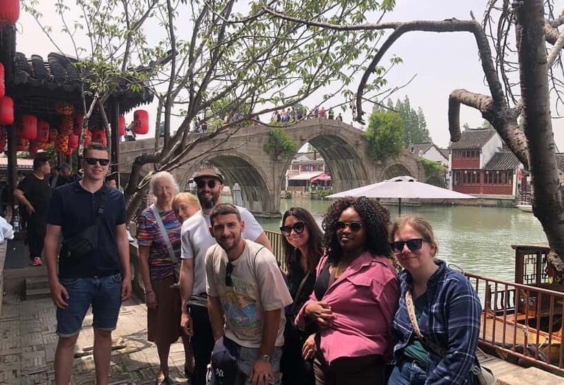 Shanghai Urban Sightseeing & Zhujiajiao Water Town Bus Tour - Walking, pace, and comfort: the real trick to enjoying this day