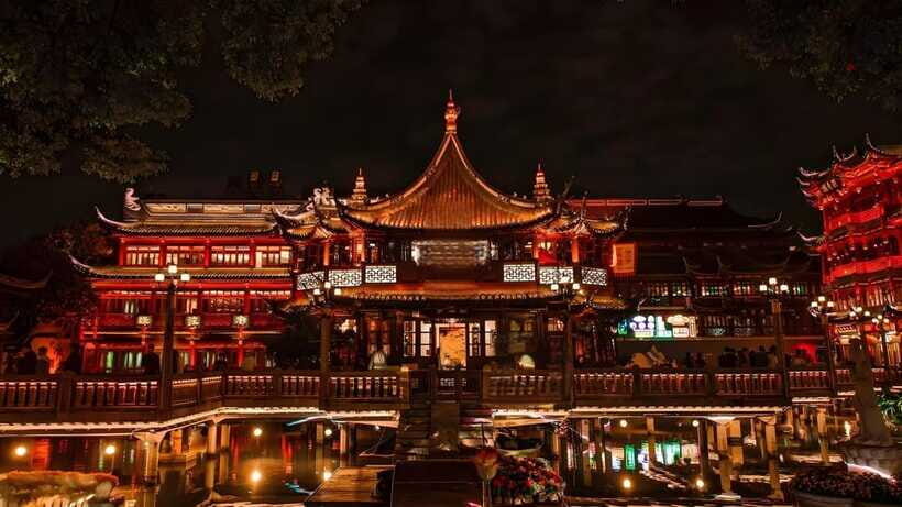 Shanghai: Yu Garden Ticket+Lantern Festival Entry combo - Practical essentials: what to bring, what’s not allowed, and who fits best