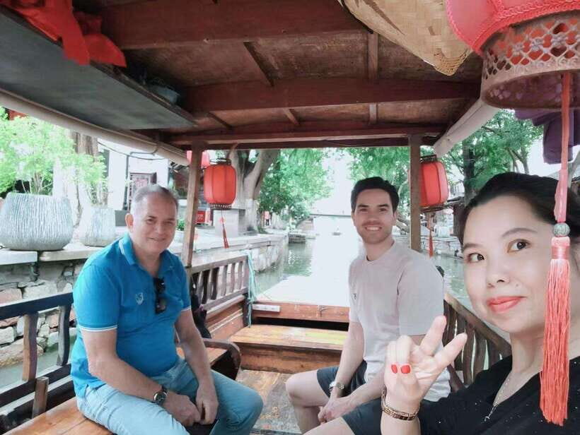 Shanghai: Zhujiajiao Private Tour w/ Boat Ride & Garden - Walking the tallest bridge and Ming-Qing waterfront lanes