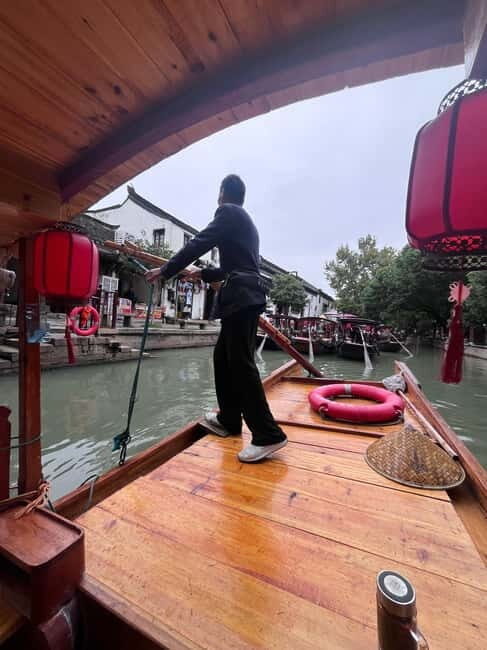 Shanghai: Zhujiajiao Water Town with Calligraphy Experience - Arriving in Zhujiajiao: Streets, Teahouses, and Photo-Ready Canals