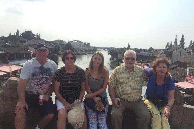Shanghai Zhujiajiao water town,Yugarden&Bund one day tour - Ming Gardens, Canal Towns, and the Bund in One Day