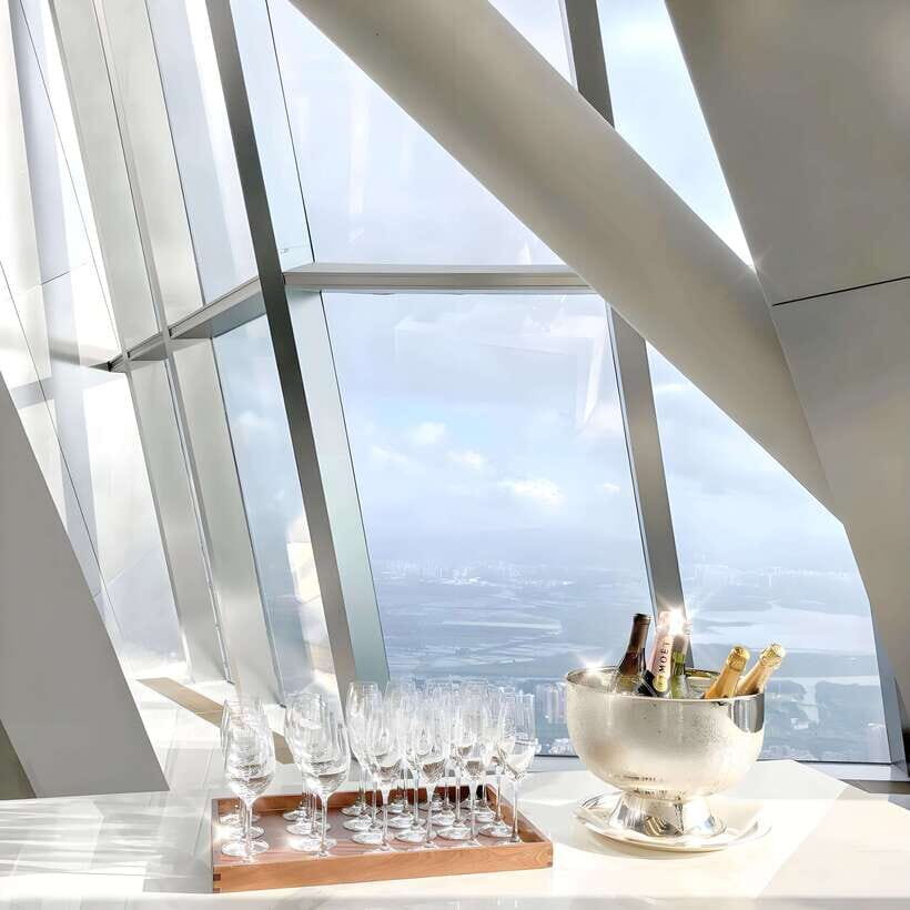 ShenZhen: Tallest Building with Luxury Meal on Highest Floor - Skip-the-line and private pacing: small choices that matter at 300+ meters