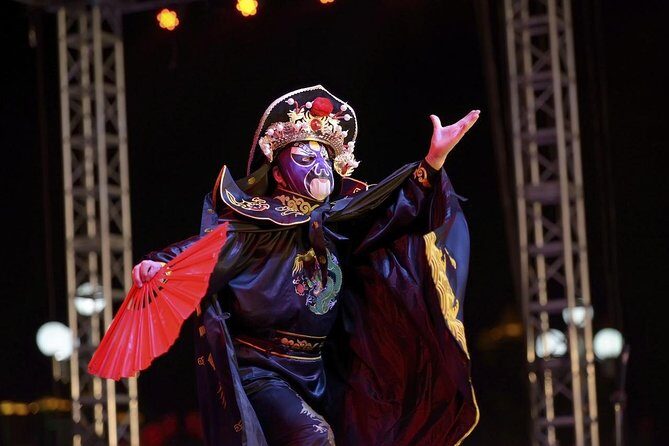 Sichuan Opera Show with Hotel Pickup - Hotel pickup at 19:00: the logistics that make the night easier