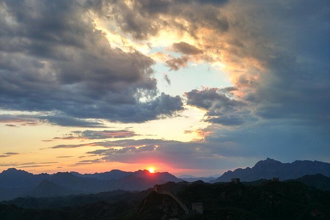 Small-Group 1-day Jinshanling Great Wall 6km Hiking tour - Transfer to Jinshanling: how the drive shapes your day