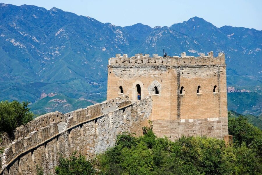 Small-Group Mutianyu Great Wall Tour With lunch And Ticket - The guide really changes the vibe