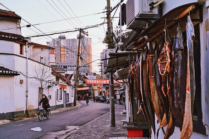 Small-Group Shanghai's Old City Walking Exploration - Meeting at Small South Gate, then walking like locals