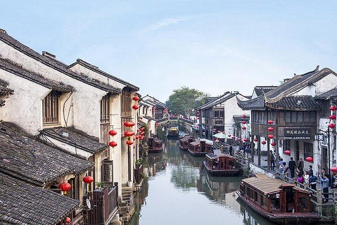 Suzhou Private Flexible City Tour with Lunch Option - Shantang Street Lunch Break: Food, Rest, and a No. 1 Ancient Street Stroll
