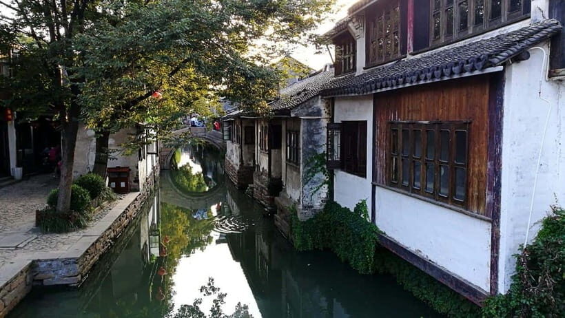 Suzhouand Zhouzhuang Private Guided Day Trip from Shanghai - Shantang Old Street and the Lucky Fortune Bridge Moment