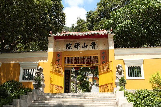 The Legendary Bruce Lee Experience Tour - Bruce Lee’s Hong Kong, organized in one 6-hour loop