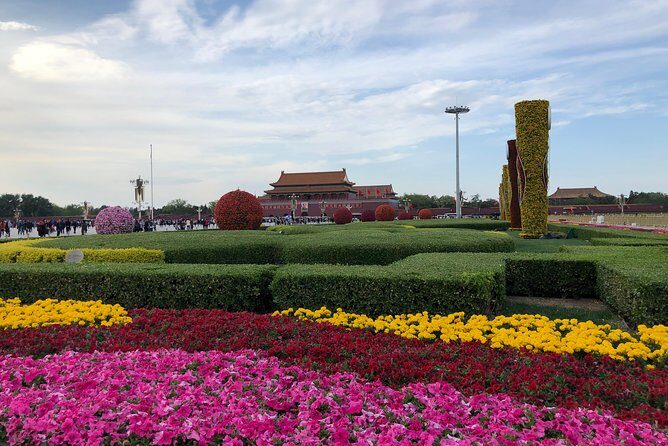 Tiananmen Square Tour - A Note on Guide Quality: Real-World Flexibility