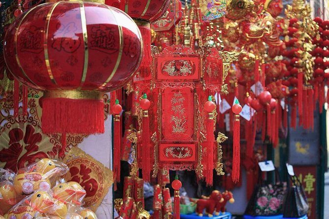 Tianjin City and Haihe River Boating Tour from Beijing by High-speed Train - Snack time: Tianjin twist, steamed buns, and millet mush