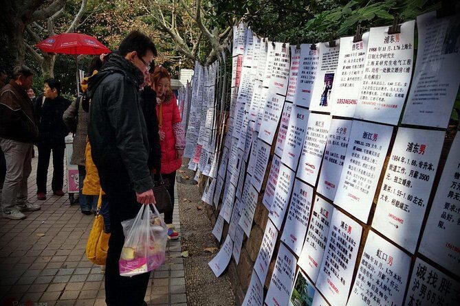 Ticket reservation for Chengdu Giant Panda Breeding Base - Stop 1: Inside the Chengdu Research Base of Giant Panda Breeding