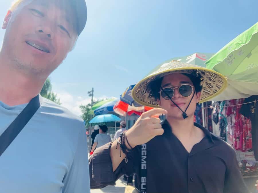 Tour the Great Wall with a Native - Electric Car Breaks Up the Long Day