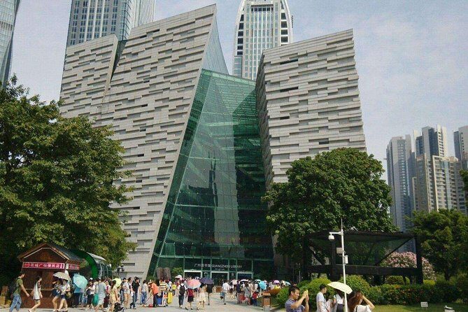 Visa-Free Private City Tour for Guangzhou Airport Layover Visitor - Zhujiang New Town: modern Guangzhou in a tight window