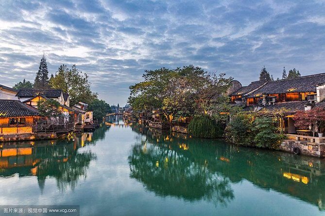 Wuzhen Water Town Private Day Tour from Hangzhou - Hundred-Bed Museum (Zhao Hall): carvings that tell everyday stories