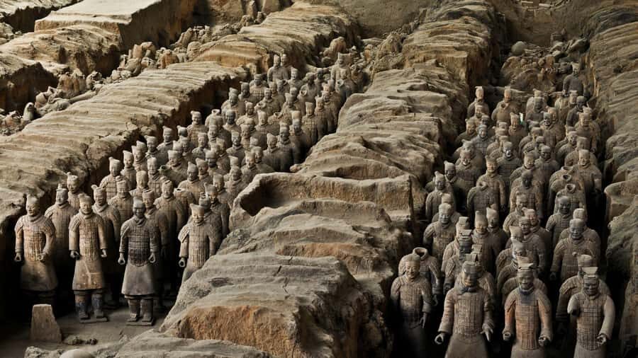 Xian: Bus Tour of Terracotta Warriors With Guide & Lunch - Factory visit in 30 minutes: useful context, not a full workshop