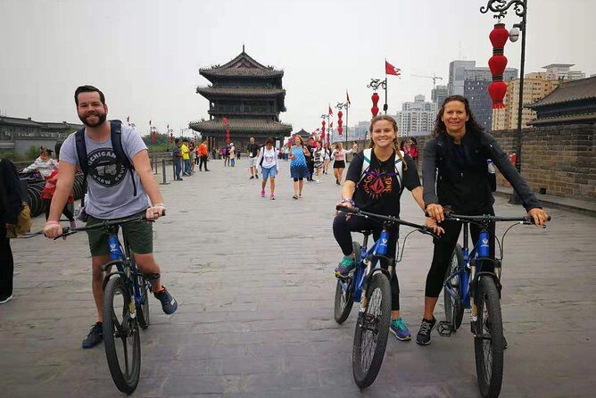 Xi'an City Center Private Cycling and Walking Tour - How the City Wall and Bell Tower create a smart first Xi’an loop