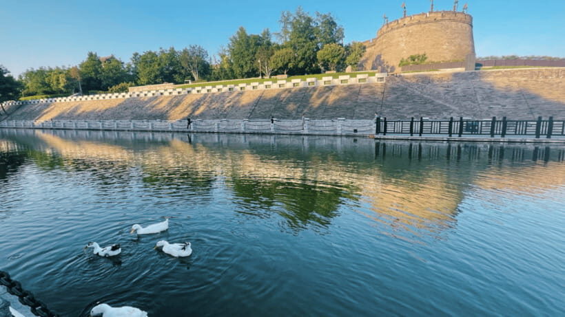 Xi'an: City Wall Moat Smart Boat Tour - Price and Value: Is $17 Fair for What You Get?