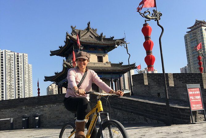 Xi'an Day Trip Terracotta Warriors and City from Chengdu by Train - Chengdu Morning Pickup and the Run to the Station