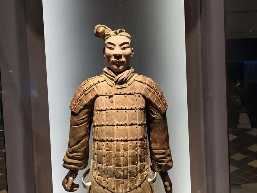 Xi'an: English-Guided Terracotta Army Small Group Tour - Duration options: 2 hours vs a full day, and who should choose what