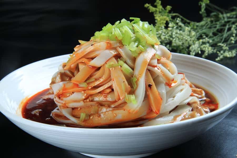 Xi'an: Gourmet & Street Food Tour - Muslim Street: the night market sensory test (and plum juice)