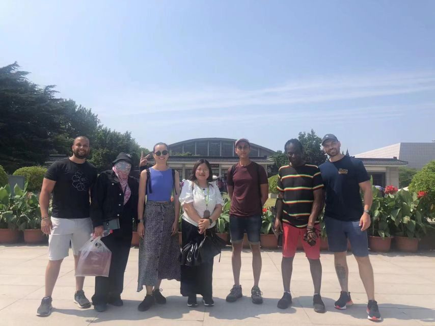 Xian: Guided Terracotta Army Bus Tour or Ticket Only Option - Lunch, comfort, and the small surprises to plan for