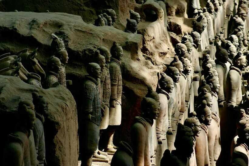 Xi’an Highlights: Terracotta Warriors, City Wall & Food Tour - Xi’an City Wall: Imperial Defense in Real-World Dimensions