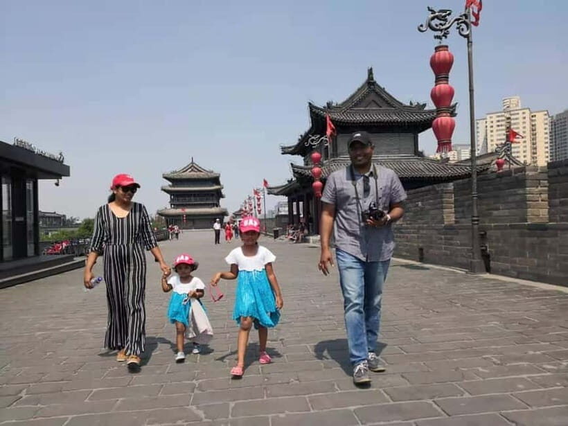 Xi'an: In-Depth City Tour with Choice of Duration - Qinling Panda Research Center: the one you only do with a private car