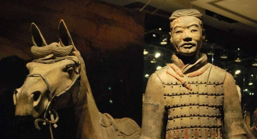 Xi'an Private Terracotta Warriors and Hanyangling Mausoleum - Hanyangling Mausoleum: Emperor Jingdi’s mini warriors and the face-scan lesson