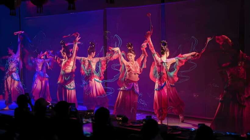 Xi'an: Royal Banquet with Chinese Cultural Performance - Xi’an Royal Banquet at a glance: Tang food plus a live show