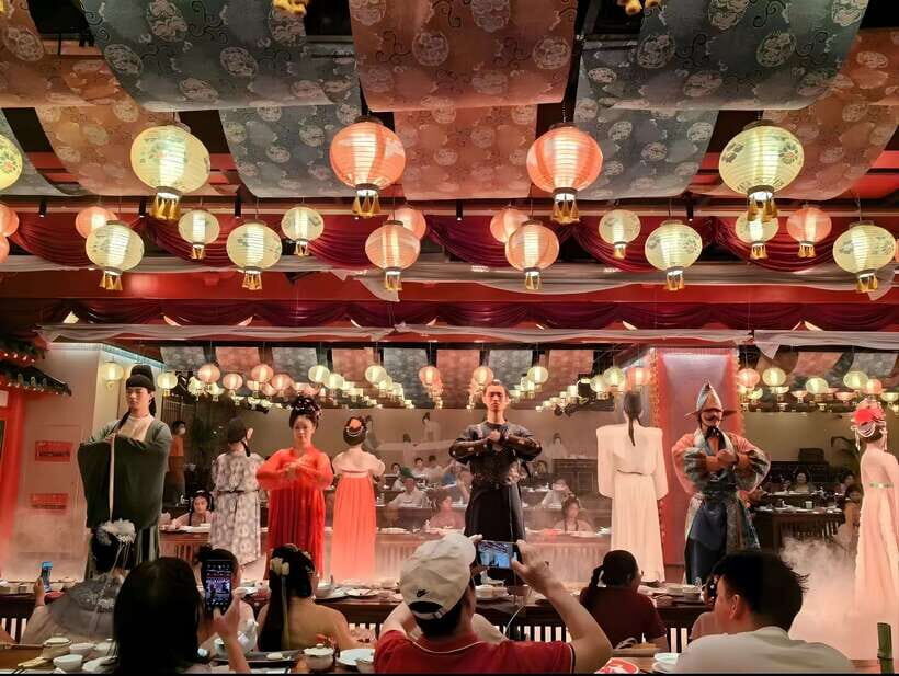 Xi'an: Royal Banquet with Chinese Cultural Performance - The Chinese cultural performance: paired with your meal