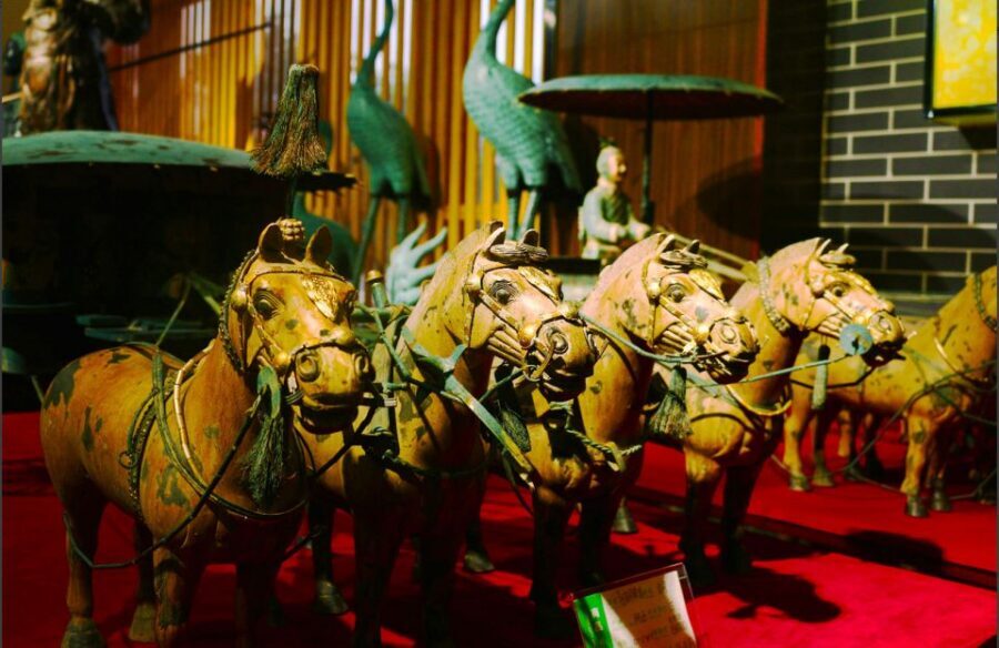 Xian Terracotta Amry& Romantic Show & Grand Tang Bright City - Inside the Qin Mausoleum: what to watch for in the galleries