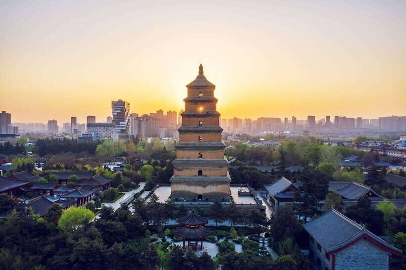 Xi'an: Terracotta Army and Big Wild Goose Pagoda Tour - Getting started: hotel lobby or Xi’an Train Station