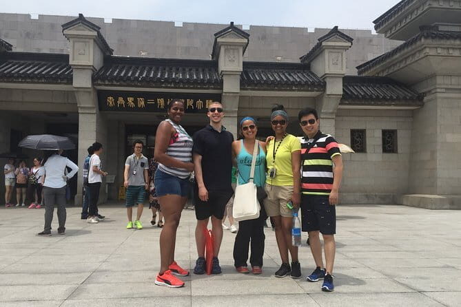 Xi'an: Terracotta Army, Big Goose Pagoda & City Wall Private Tour - Timing, passports, and the small things that make the day smoother