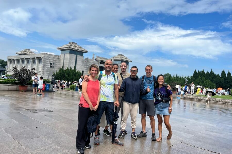 Xi'an: Terracotta Army Museum Group Tour - Lunch with Xi’an locals: Rou Jia Mo, Liang Pi, and a local soda