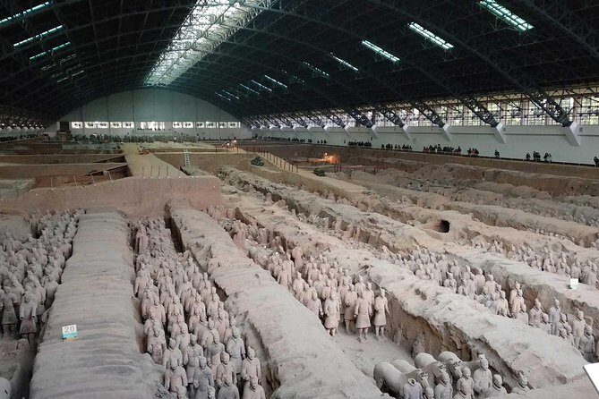 Xi'an Terracotta Warriors, Huaqing Hot Spring, and Banpo Museum - Huaqing Palace and Hot Springs: Tang Romance Meets Palace Scenery