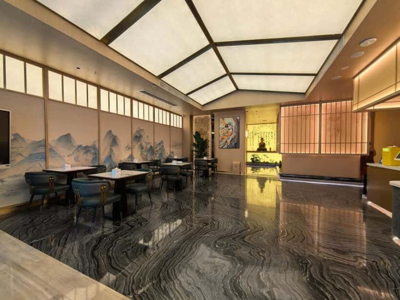 Xi'an: Traditional Chinese Massage or Spa with Meal - Tea, fruit, and optional meals: why it’s worth staying for