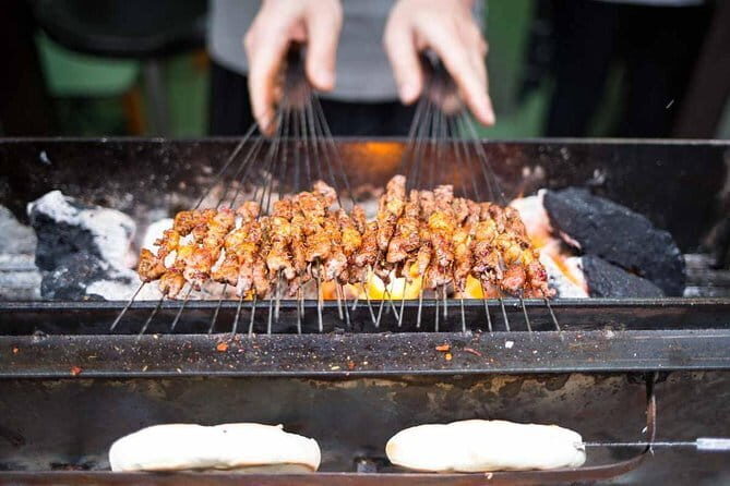 Xi'an Vegetarian Food Tour - Dinner included: how the tour keeps you fed without stalling your schedule