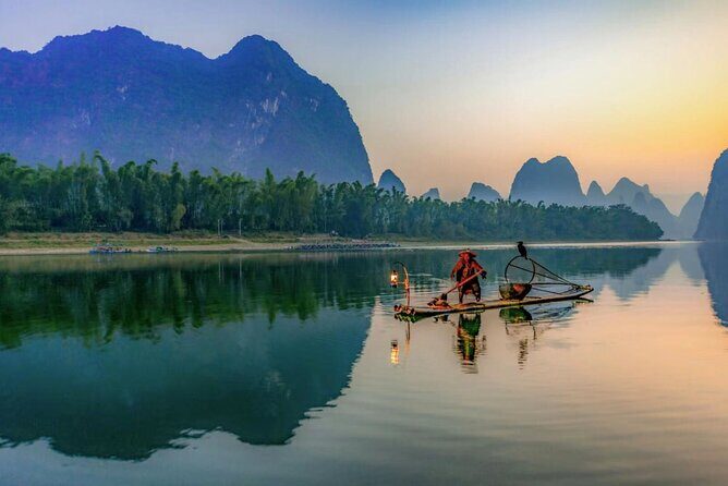 Xianggong Hill Cormorant fishing show Fuli ancient bridge DayTour - Fuli Bridge on the Yulong River: the short stop that gives big context