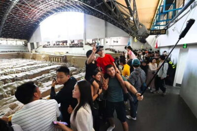 Xi'an:Terracotta Army Museum Walking Tour with Entry Tickets - Picking your timing: 2 hours or a 4–5 hour half day