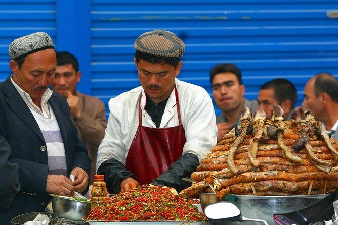Xinjiang Best Classic Silk Road Tour with Locals - Jiaohe, Gaochang, then Urumqi: closing the loop with big geography