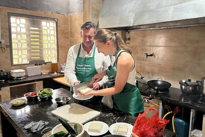 Yangshuo Cooking Class with Market Trip - Meeting Hans Near Guangxi Yangshuo Rural Cooperative Bank (And Starting Smoothly)