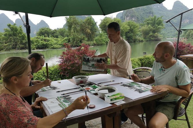 Yangshuo Cooking Class with Market Trip - The Cooking Class: Prep Work for Yangshuo Beer Fish